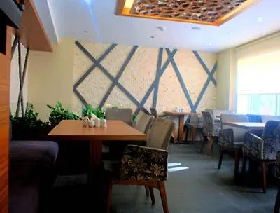 Izmıt Saray